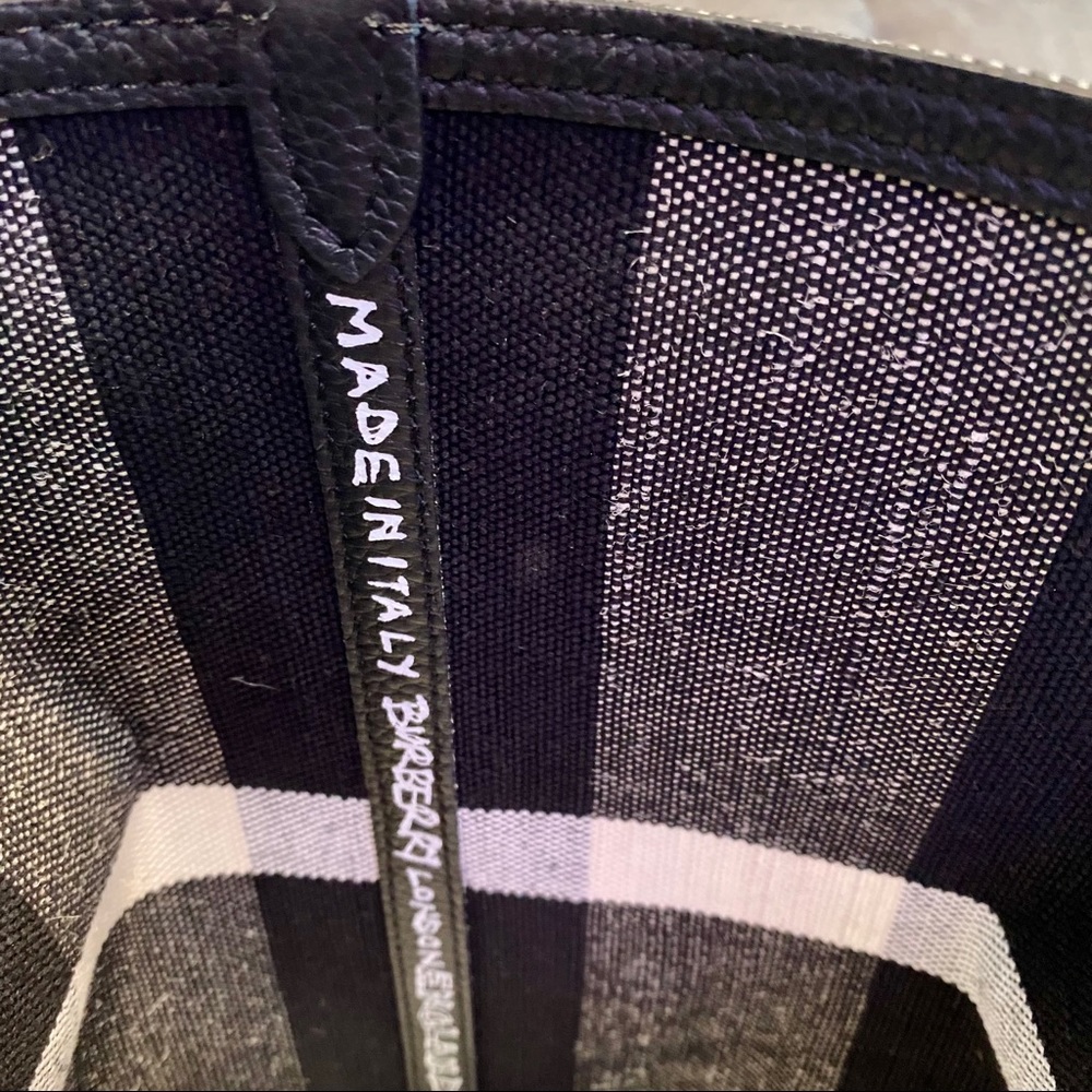 Burberry Doodle Reversible Black canvas leather - Picture 6 of 11